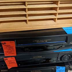 Panasonic Omnivision PV-V4530S 4 Head VCR