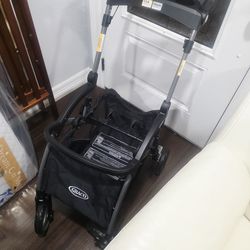 Graco SnugRider Elite Stroller, Black. Infant Carseat Caddy.