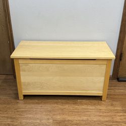Solid Wood Toy Box (Excellent Condition-Firm Price)