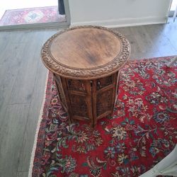 Accent Table