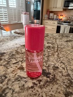 Summer Fridays Pink Guava Body Fragrance Mist
