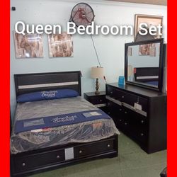 ✨ Queen Bedroom Set