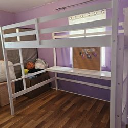 Full Size Bunk Bed With Desk