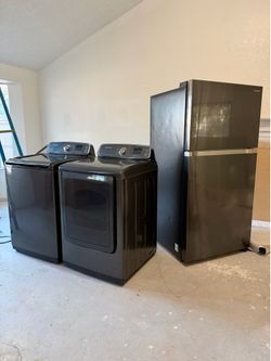 Samsung Refrigerator/Washer & Dryer