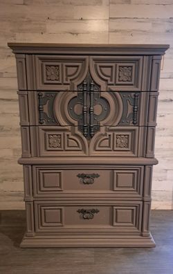 Refinished 5 Drawer Tallboy Dresser By Bassett Furniture 
