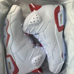 Jordan 6 “red Oreo” 