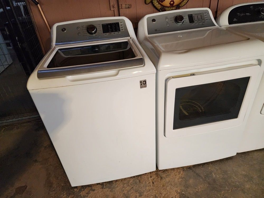 GE Steam Washers And Dryer Electric 