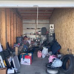 🔥 STORAGE UNIT BLOWOUT – EVERYTHING MUST GO ASAP! 🔥