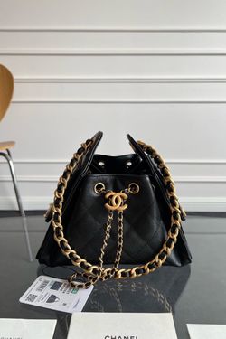 Chanel 25 mini handbag