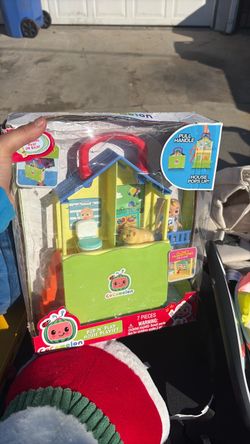 Brand new cocomelon pop n play