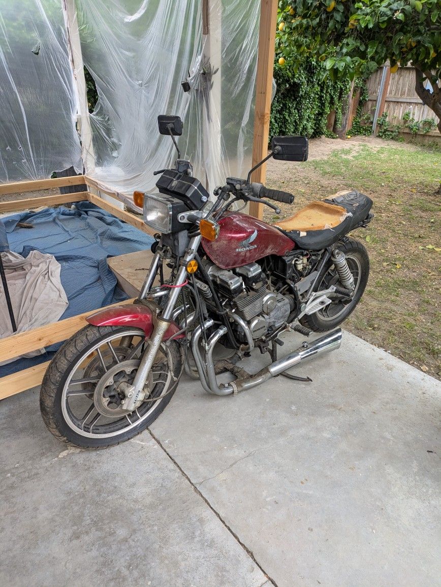 1985 Honda Nighthawk