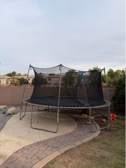 Trampoline 14ft