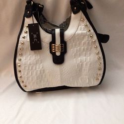 Purse With Fashion Accents.