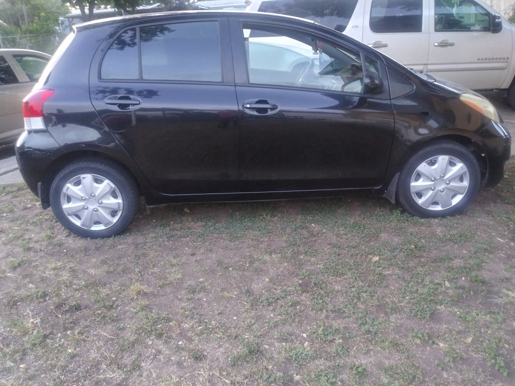 TOYOTA YARIS 2009 ECONOMICO PATA EL GAS SE MEJORA PRECIO