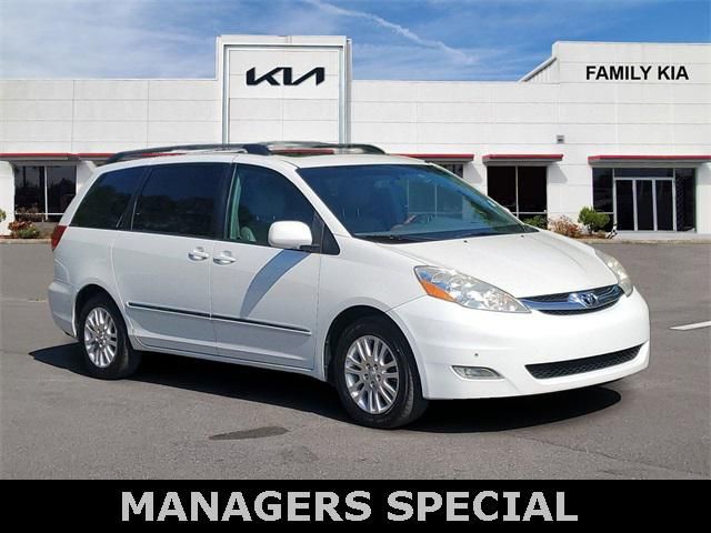 2010 Toyota Sienna