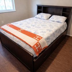 Full Size Bed 