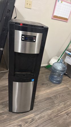Water dispenser