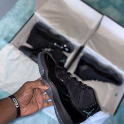 Jordan 11 Gamma Blue