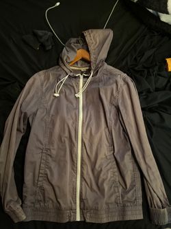 urban outfitter windbreaker