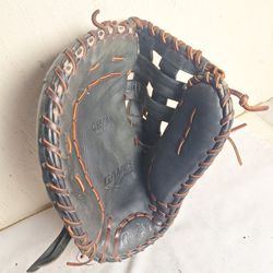 First Base Glove, THE GAMER .. 12.5"