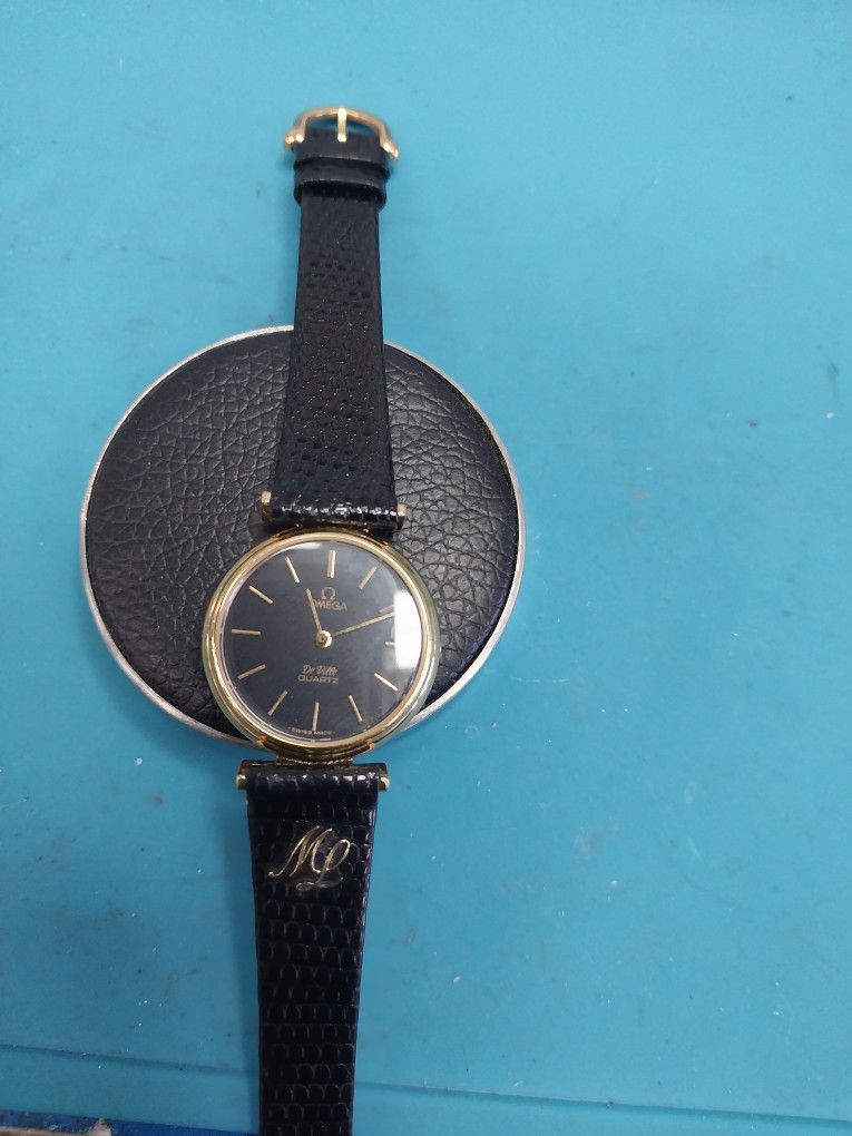 Vintage Omega Ladies Quartz Watch