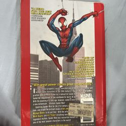 Ultimate Soiderman Vol 1 And Spider-Man Encyclopedia  