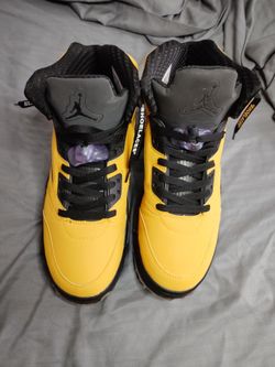 Air Jordan 5 Yellow and Black Sneakers size11men