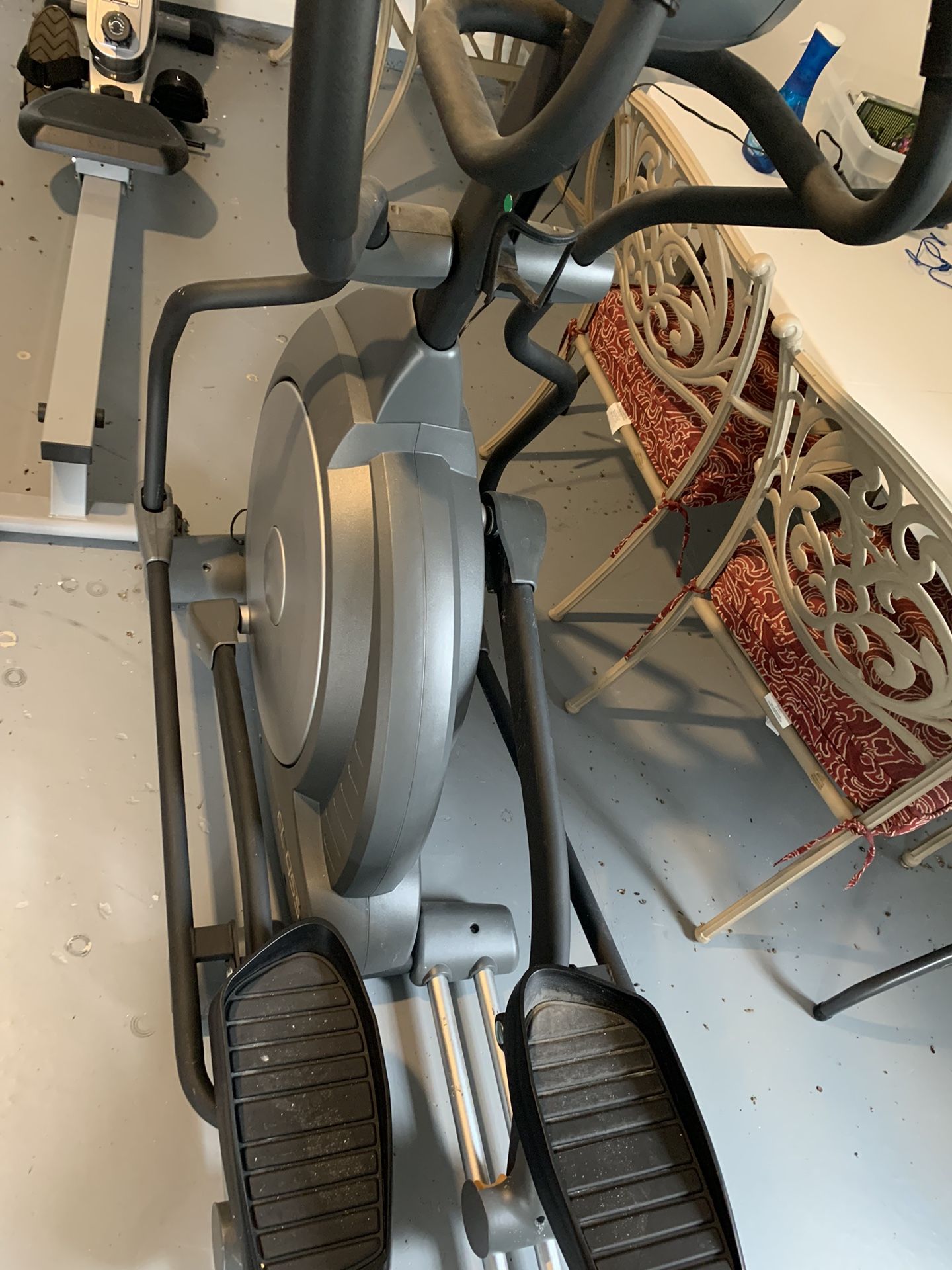 The Spirit E spirit EL-455 Elliptical “ PREOWNED $800.00