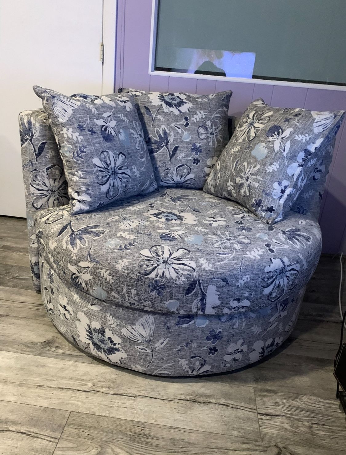 Large Round Swivel Sofa w/ Custom Stain Resistant Fabric - Pick Up Only