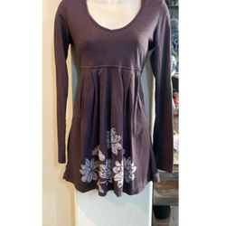 Like new Avani hooded tunic top with side pockets. Sz S 