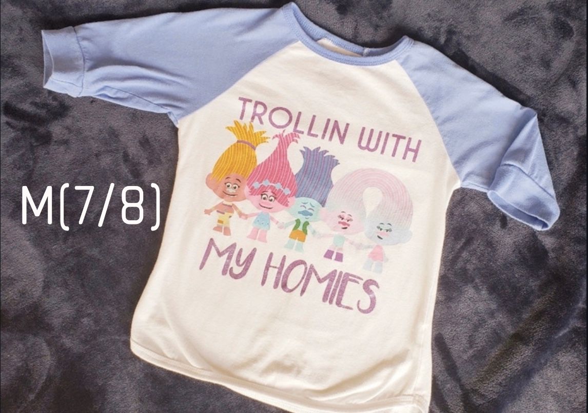 Girl’s Trolls Graphic Sleeve Shirt