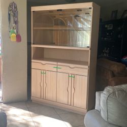 china cabinet /hutch