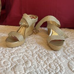 New Size 10 Gold Wedge Sandals Never Worn.