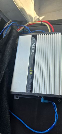 Jl audio 250/1 amp