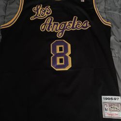 kobe lakers jersey