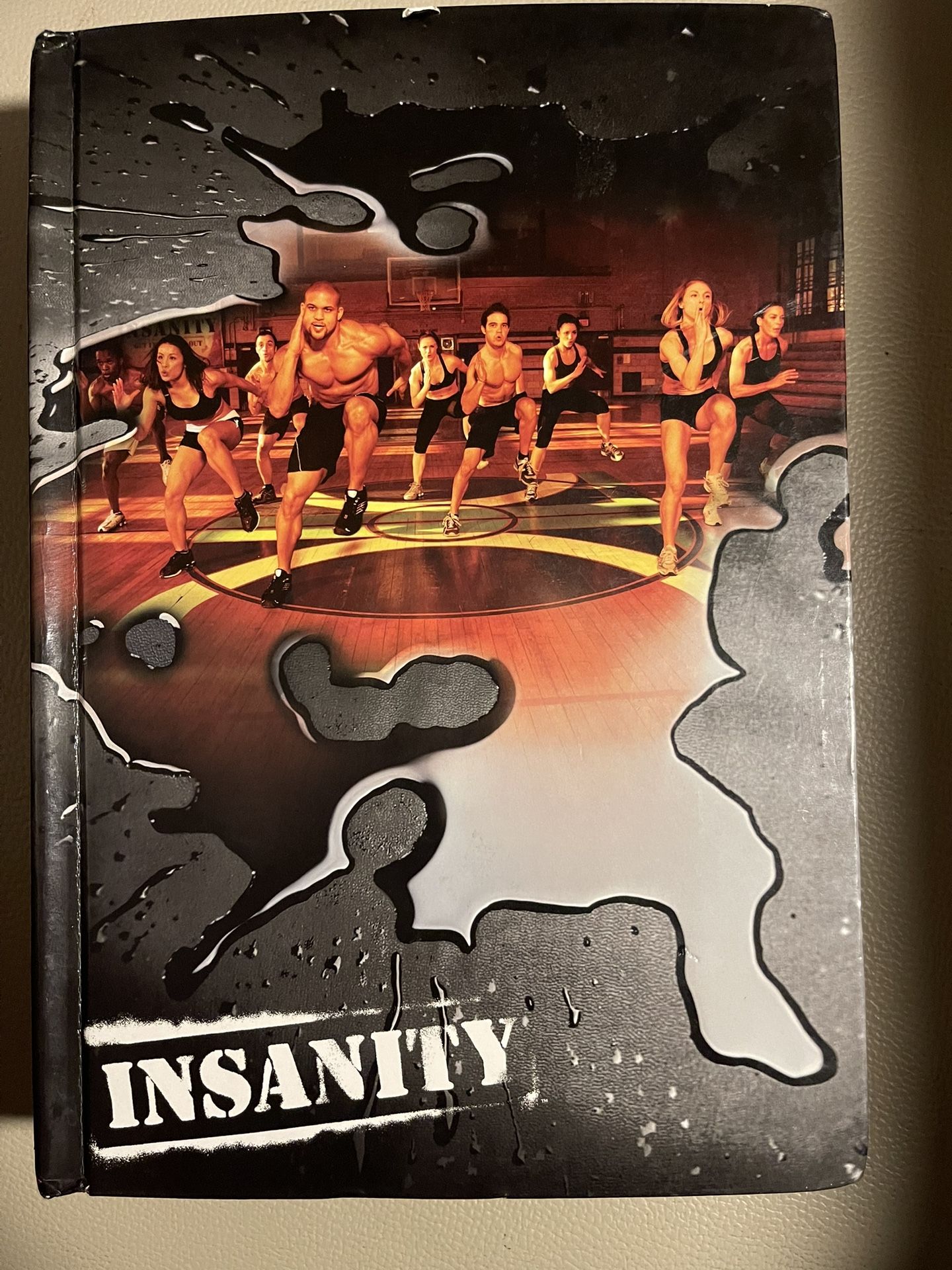The complete 10 DVD insanity book beach body