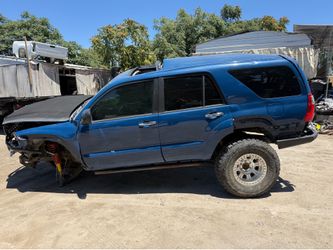 2006 Toyota 4Runner v6 ***for parts only***