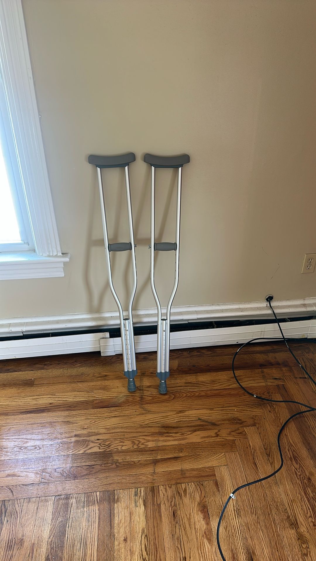 walking crutches