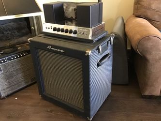 Ampeg bass amp B-15 R ,,,,,60 / 100 watt. 1997 great condition