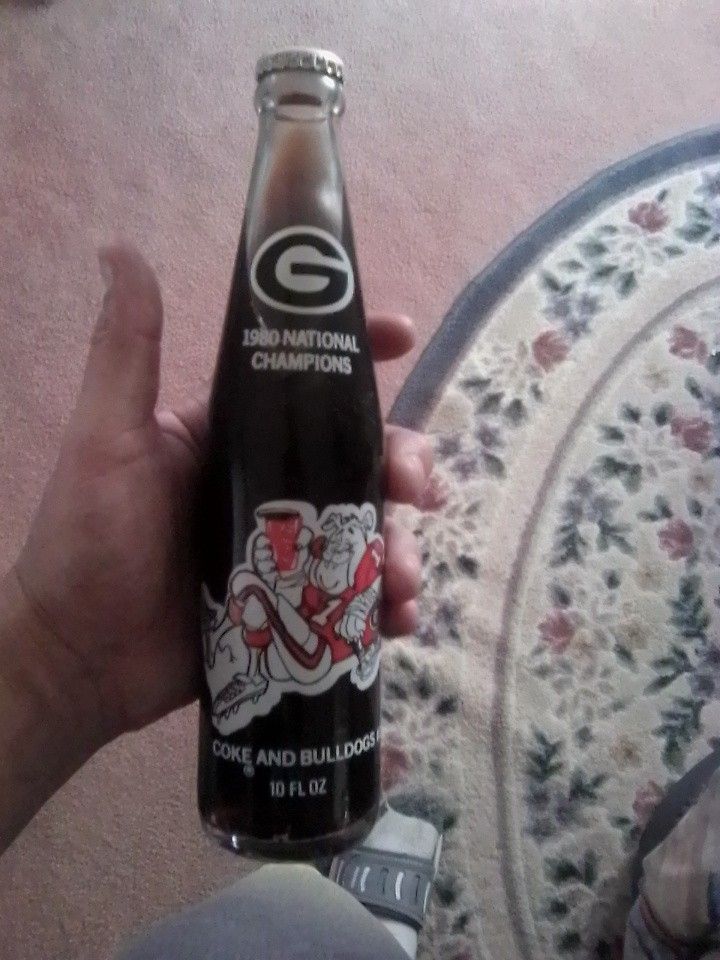 Georgia Tech 1990 Champion, Georgia Bulldogs 1980 National Championship, And 4H Vintage Coke Bottles