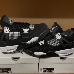 Jordan 4 White Thunder