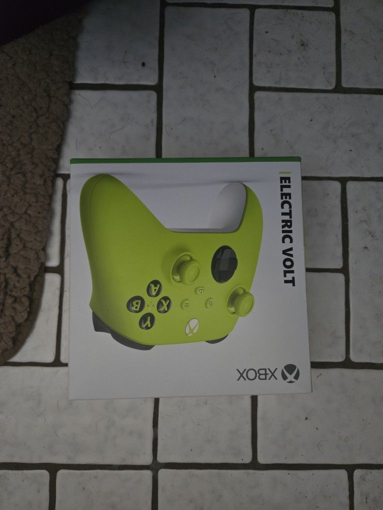 Xbox Electric Volt Controller