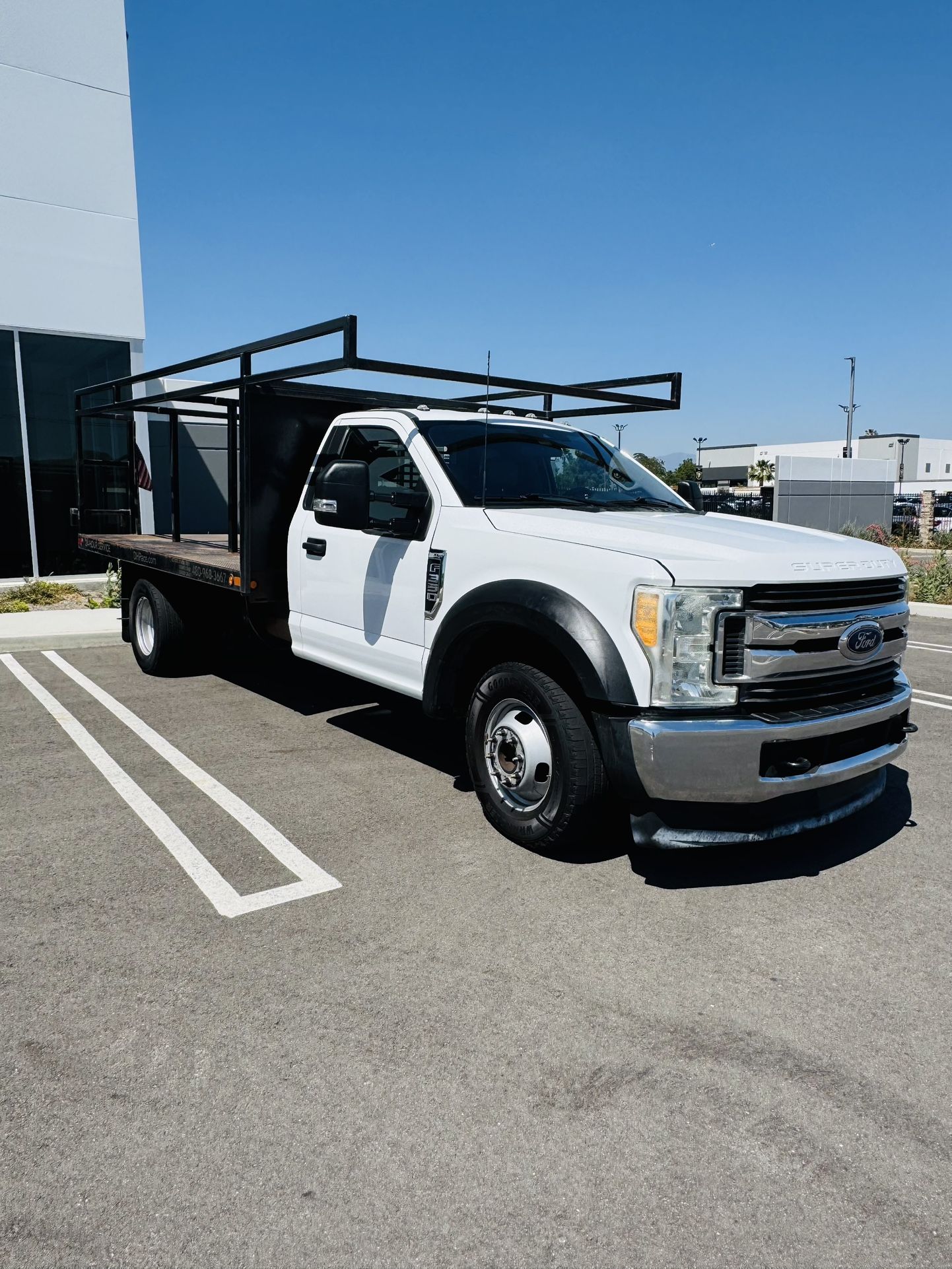 2022 Ford F350 Flatbed