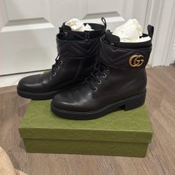 Gucci Boots 41