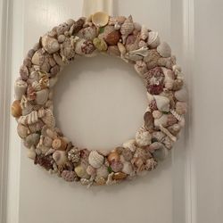 Shell Wreath