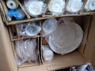 NIB Vintage 47 pc Celebrity Fine China, Bridal Rose, Gray &White with Platinum Trim