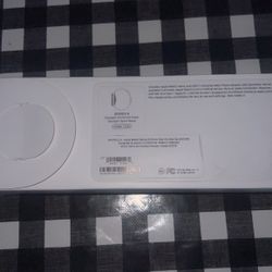 Apple Watch Series 8 (41mm) Starlight 
