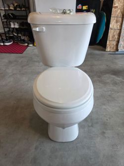 16" Seat Height Round Bowl Toilet