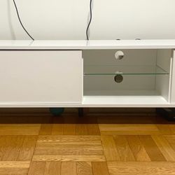 Modern TV Stand 