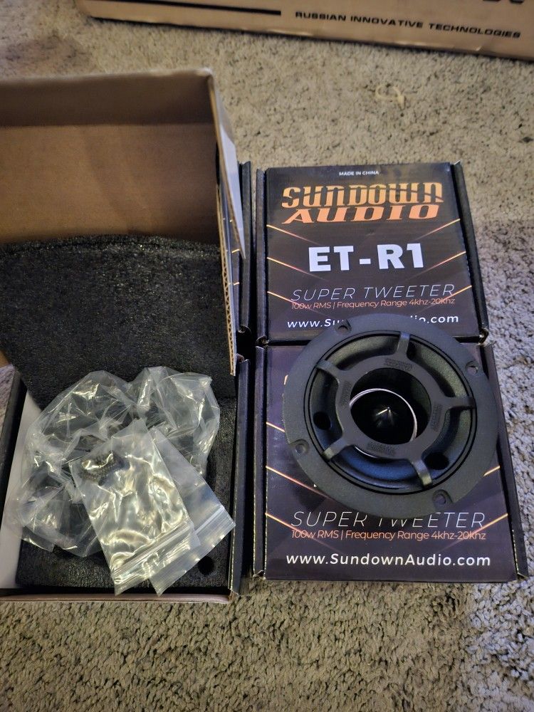 Lots Of Car Audio